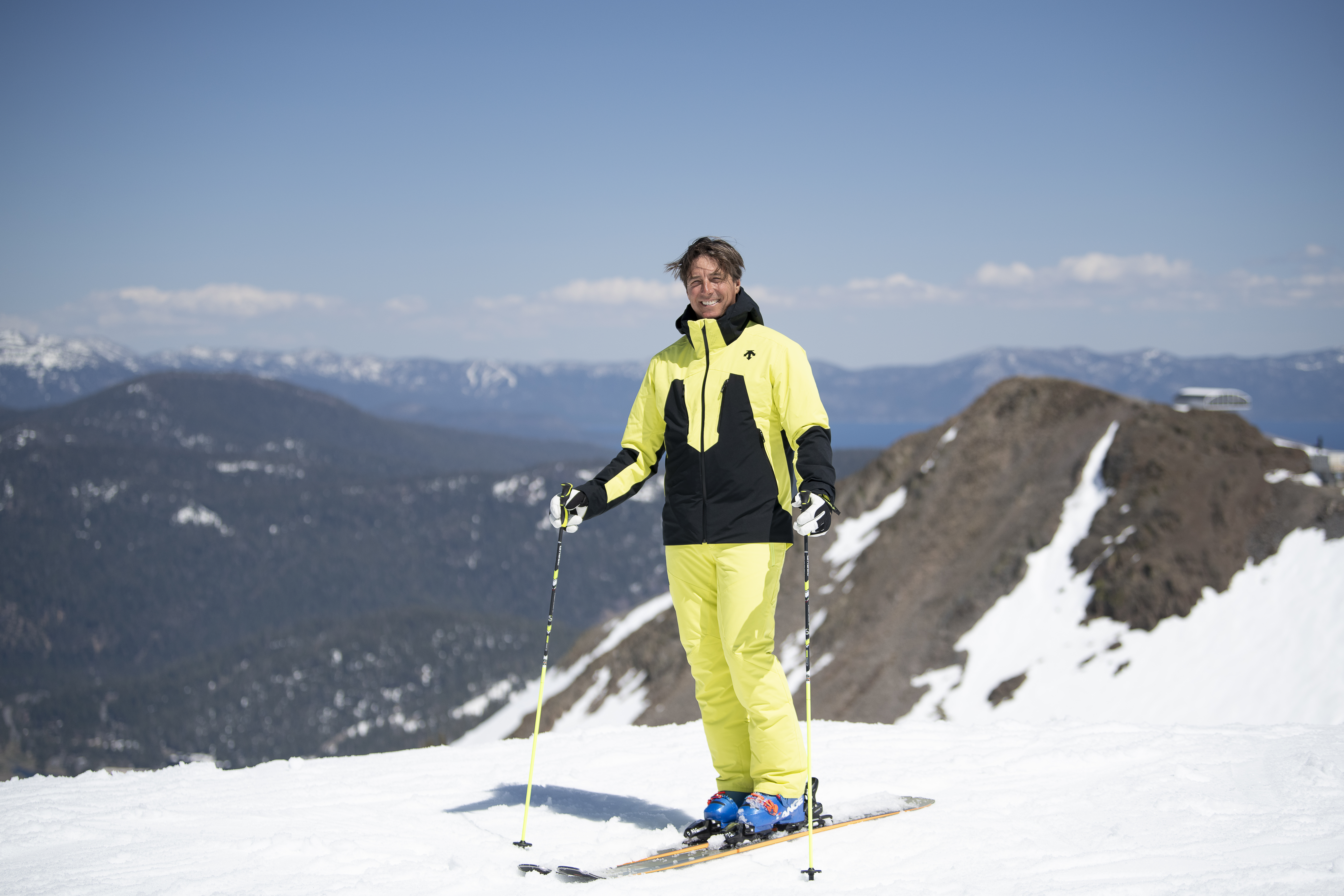 Individual in skiis on top of mountain